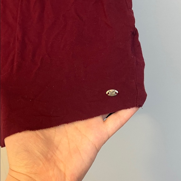 American Eagle Burgundy Long Sleeve Tee - Picture 6 of 6